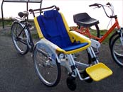 Wheelchair tandem